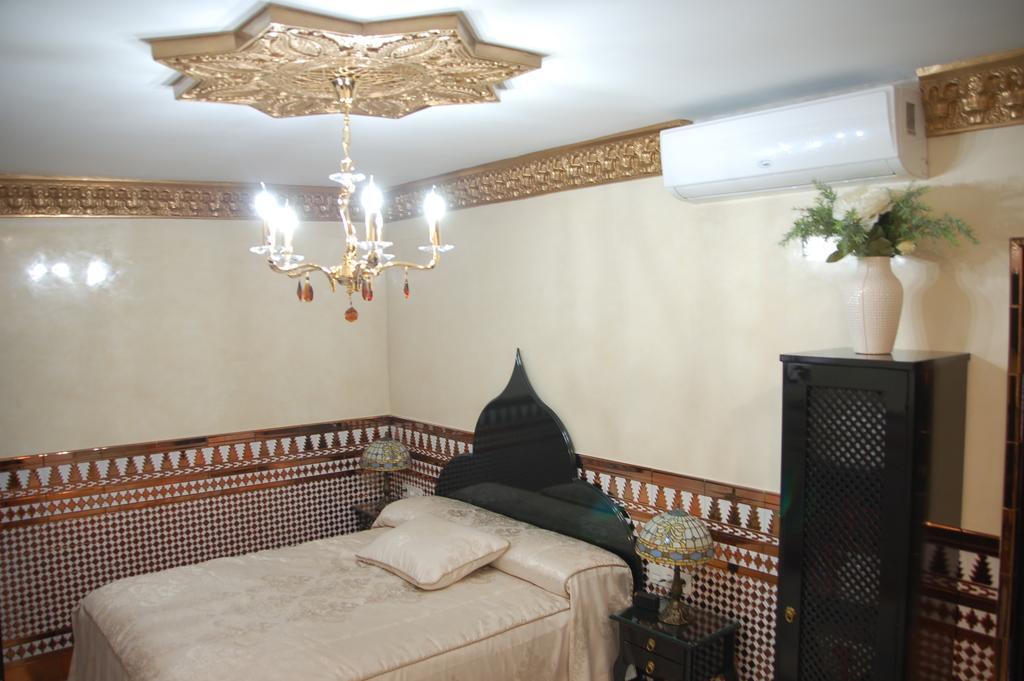 Luxury Apartment Plus Ultra Севілья Екстер'єр фото
